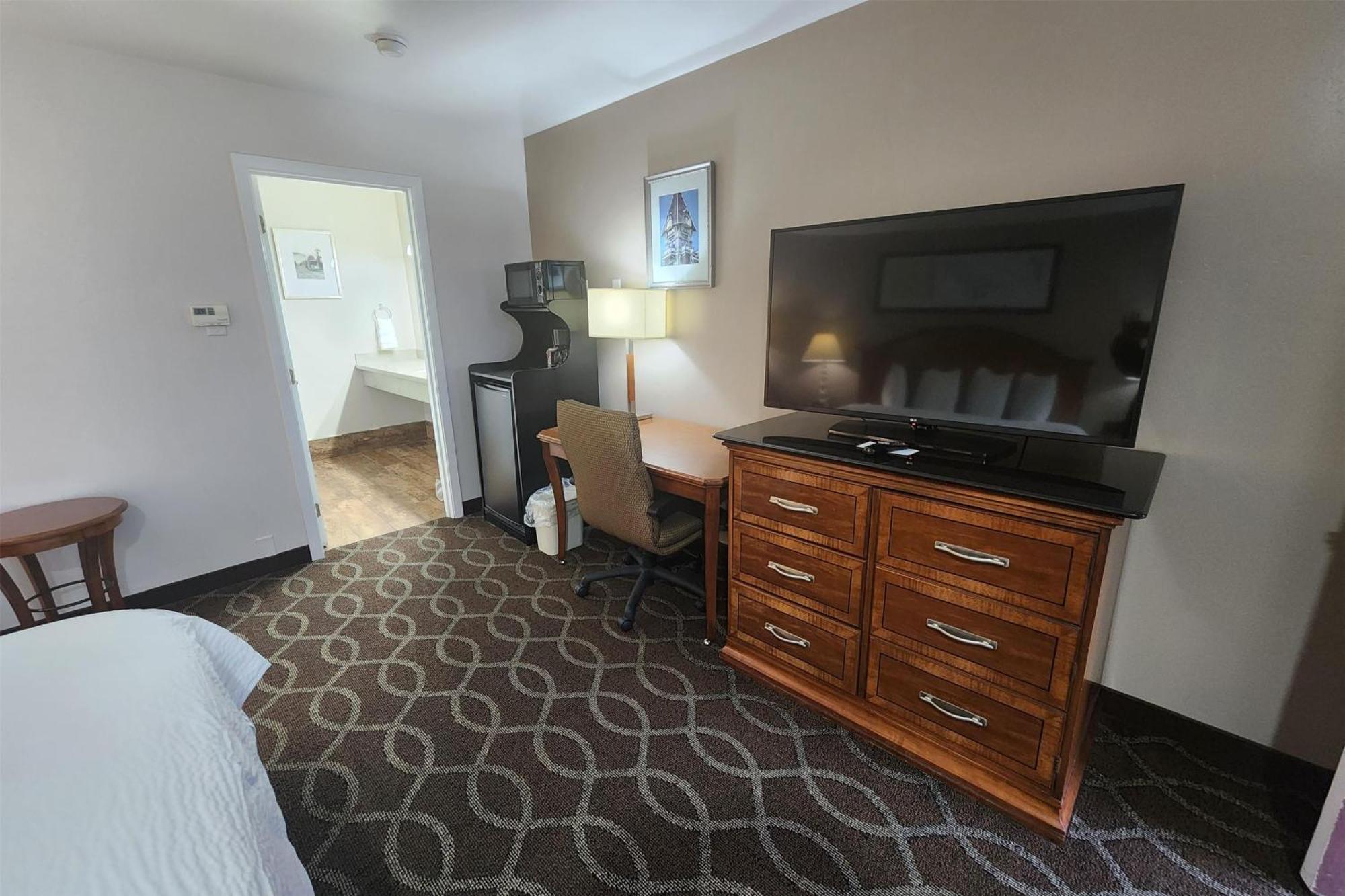 Ramada Bayside Inn & Suites Eureka Esterno foto