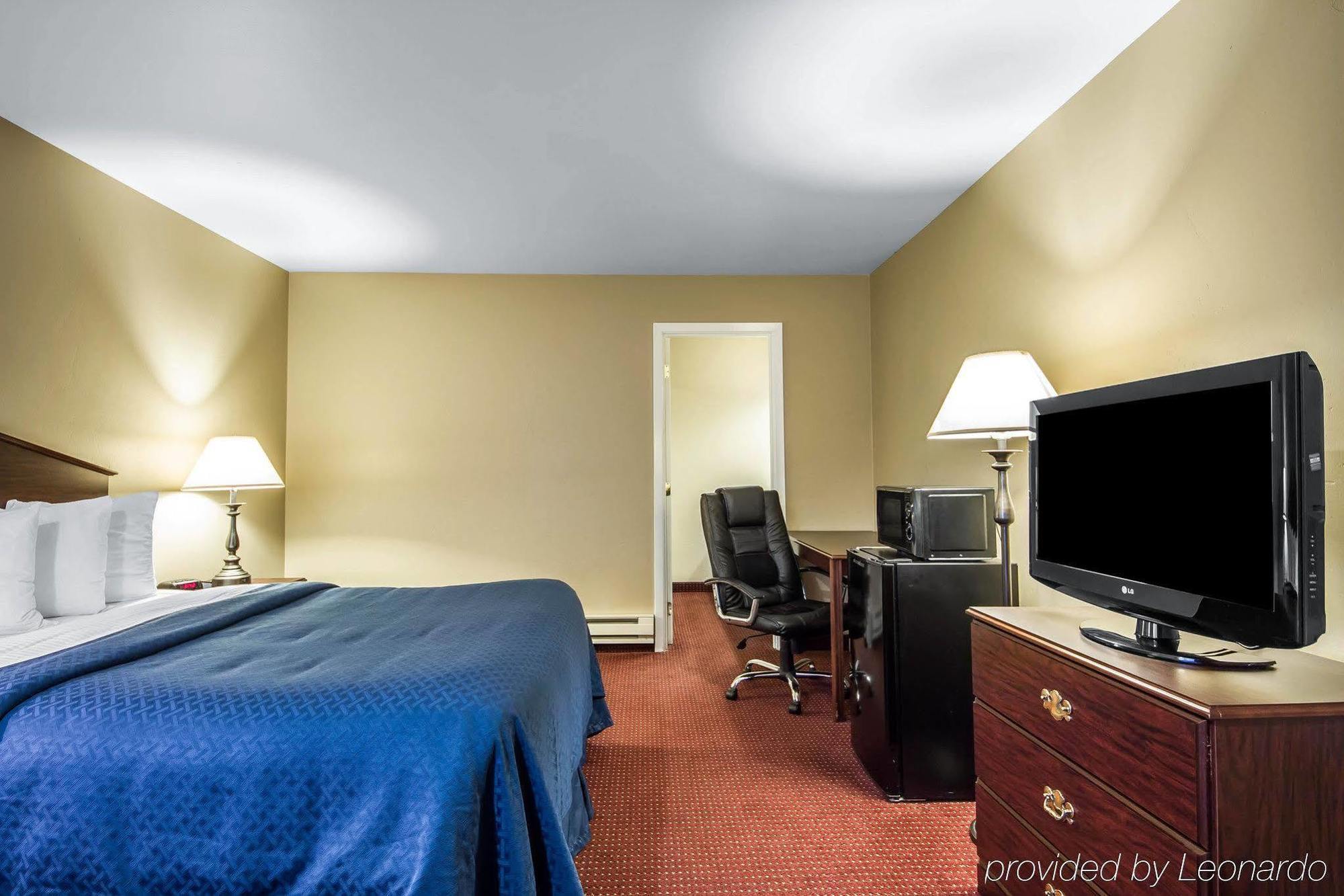 Ramada Bayside Inn & Suites Eureka Esterno foto